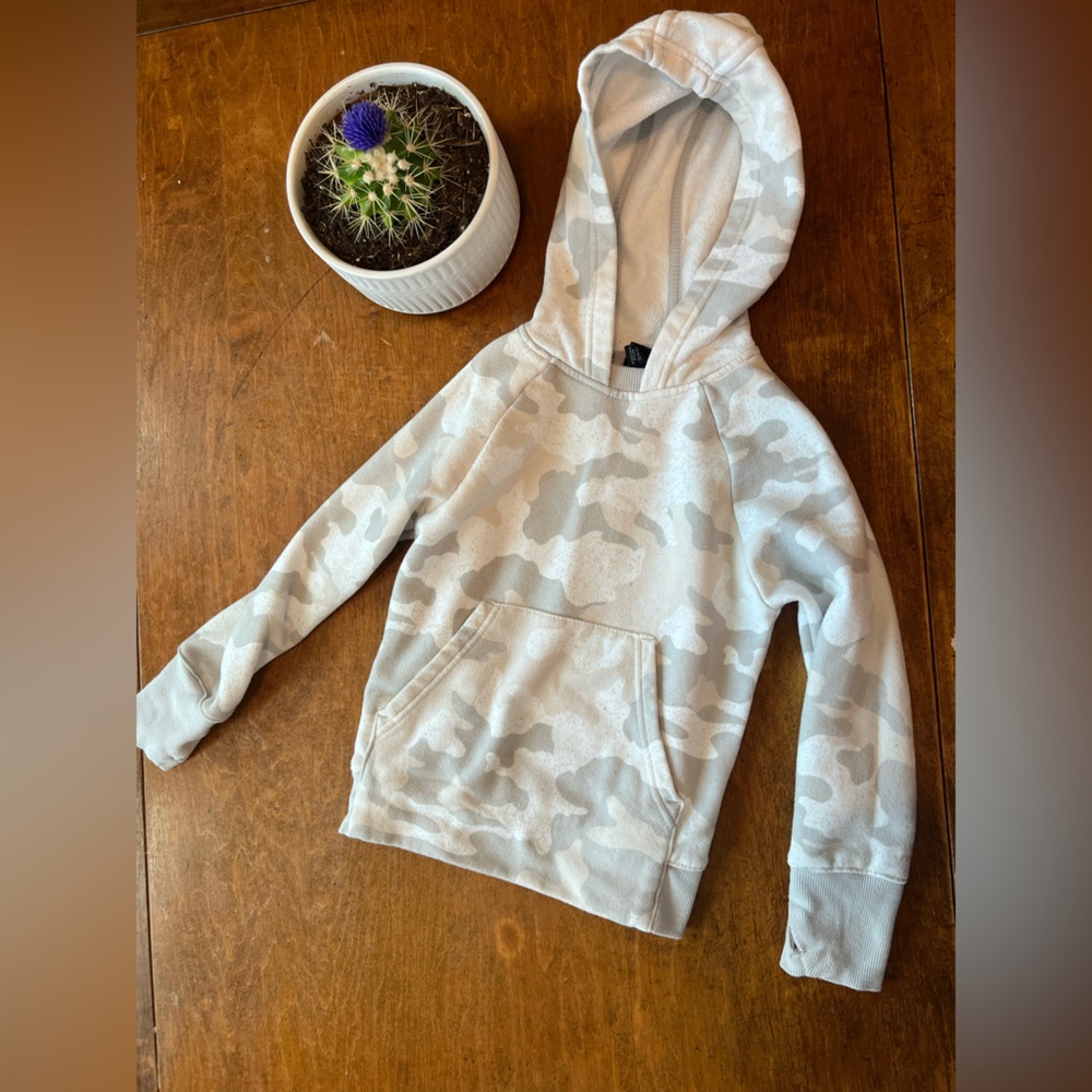 All in Motion Kids Gray Camo Hoodie XS Boys Pullover